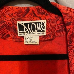 Vintage Diane Von Furstenberg Size 2 Wrap Dress 1998 Red & Black Worn Once